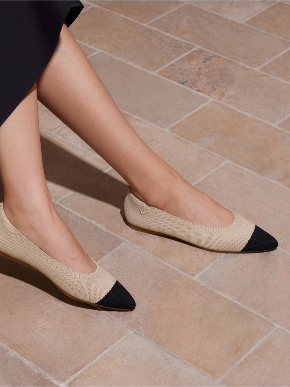 Vivaia Pointed-Toe Flats EU 39 size 8 - Picture 9 of 9